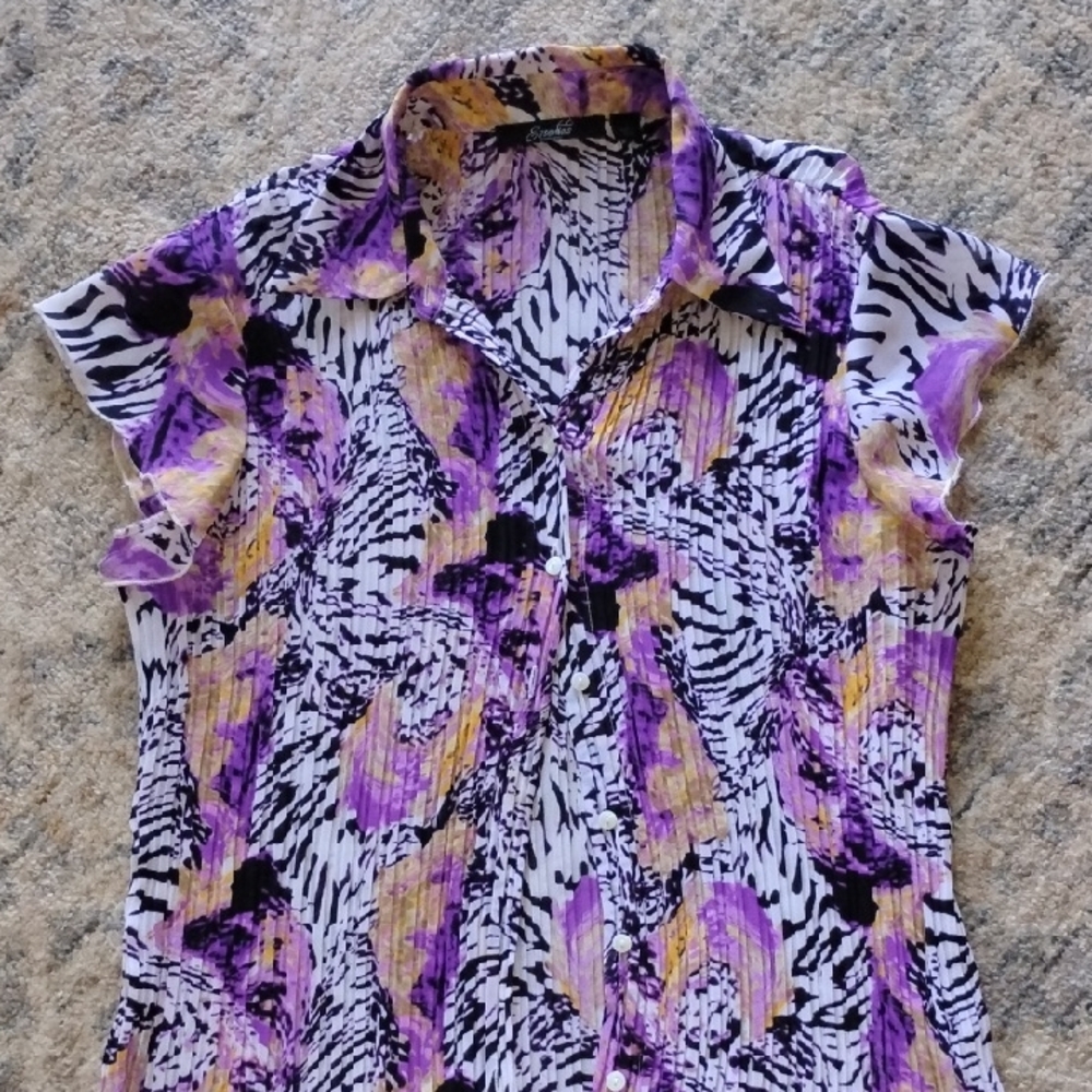 Milano White and Purple Button Down Cap Sleeve Top